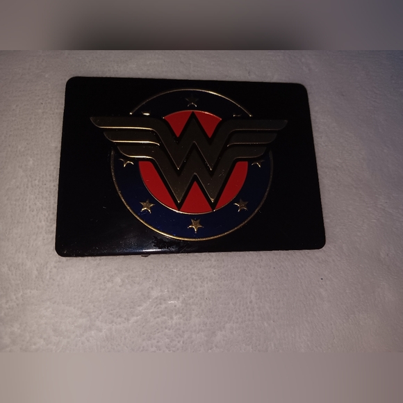 Fan Con Philadelphia 2024 DC Wonder Woman Magnet - Picture 1 of 6